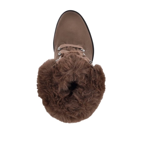 New GUESS Trisia Lug Sole Booties SZ 7 - Picture 12 of 13